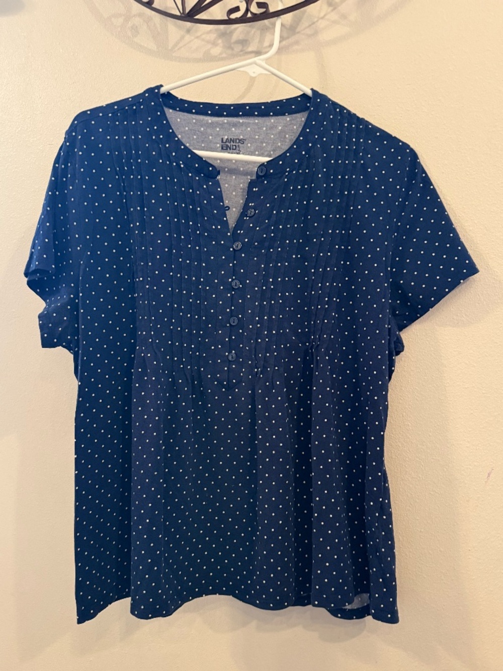 Land's End Women's Navy Blue pin tuck short sleeve top size XL